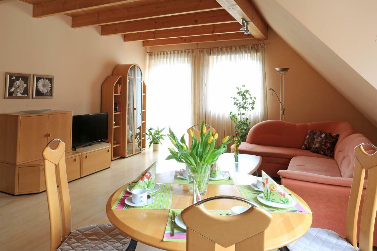 Weinstube Schwalbennest Hotel Karlstadt Eksteriør billede