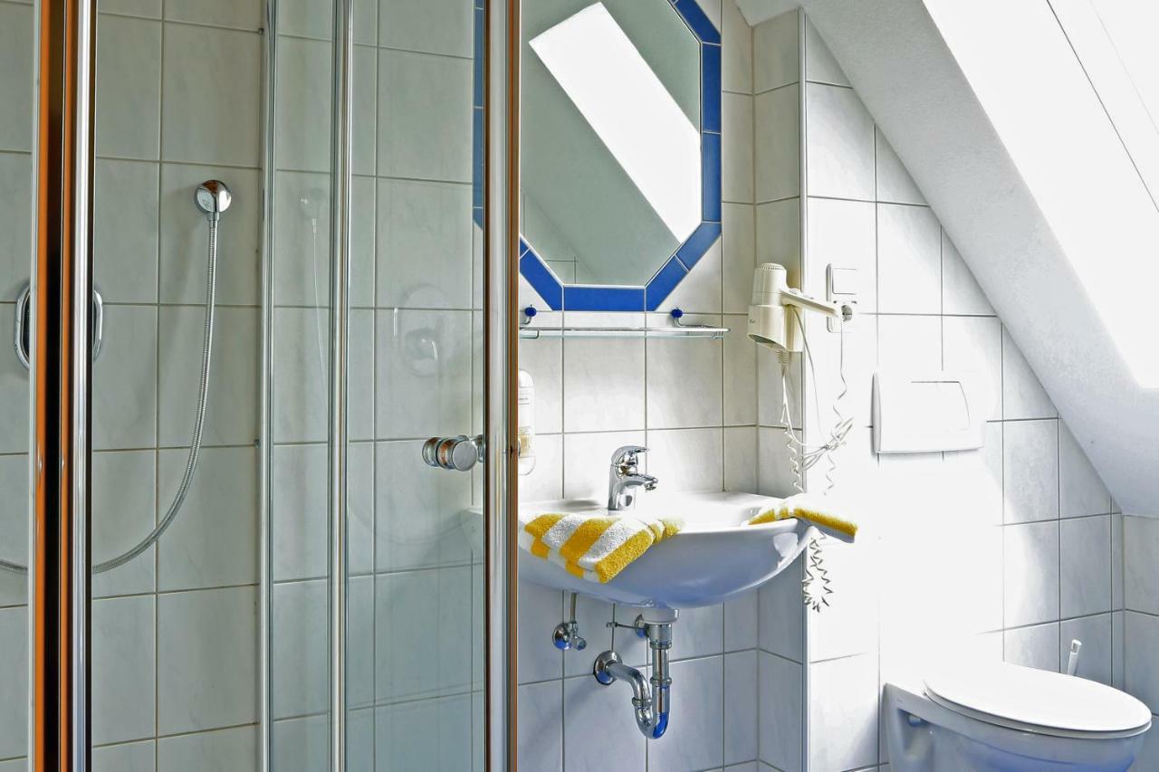 Weinstube Schwalbennest Hotel Karlstadt Eksteriør billede
