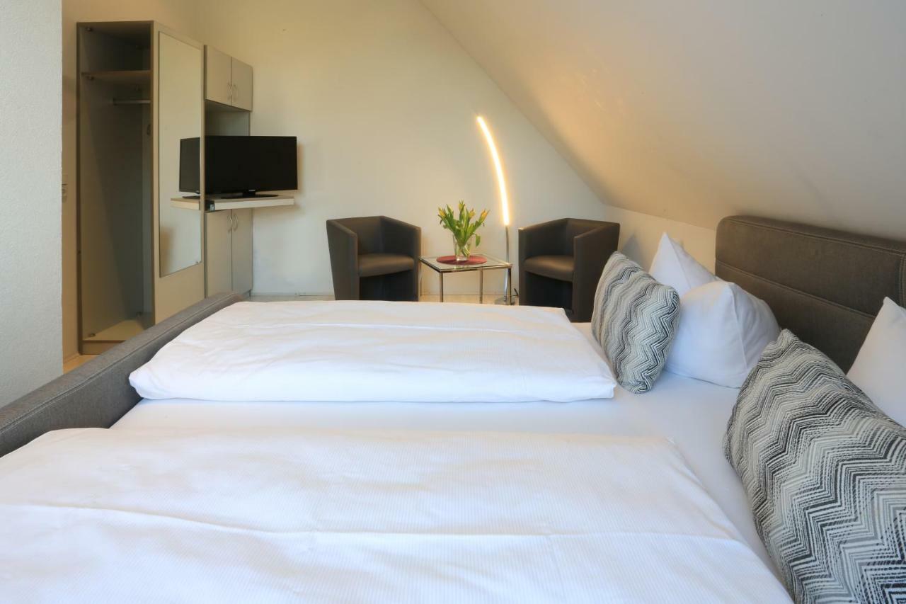 Weinstube Schwalbennest Hotel Karlstadt Eksteriør billede