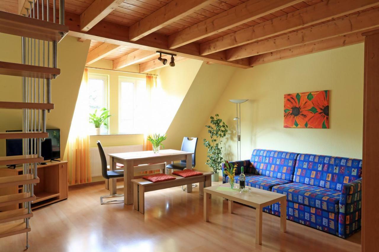 Weinstube Schwalbennest Hotel Karlstadt Eksteriør billede